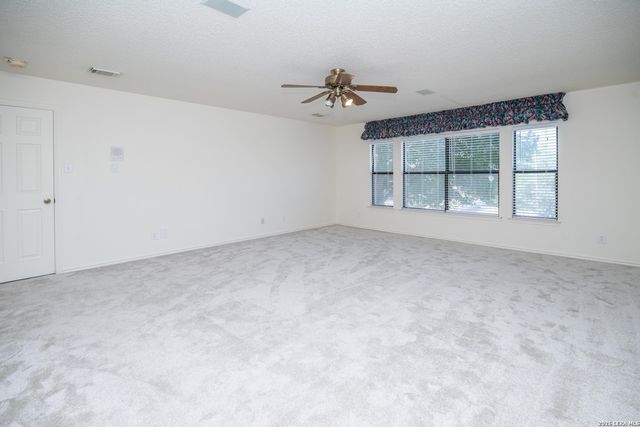 7422 BEN CRENSHAW CT, San Antonio, TX 78244
