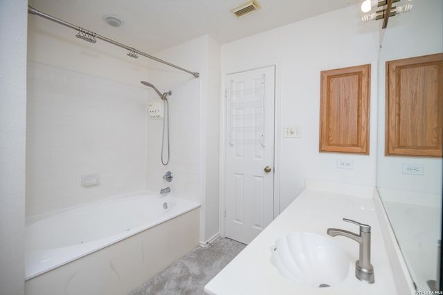 7422 BEN CRENSHAW CT, San Antonio, TX 78244