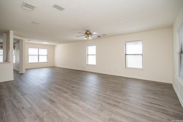 7422 BEN CRENSHAW CT, San Antonio, TX 78244