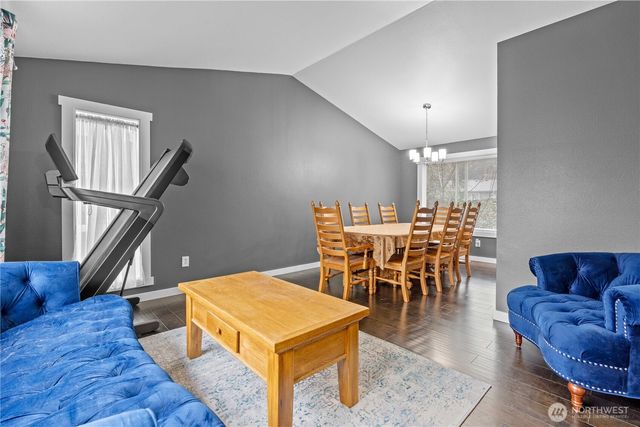 26766 231st Place SE, Maple Valley, WA 98038