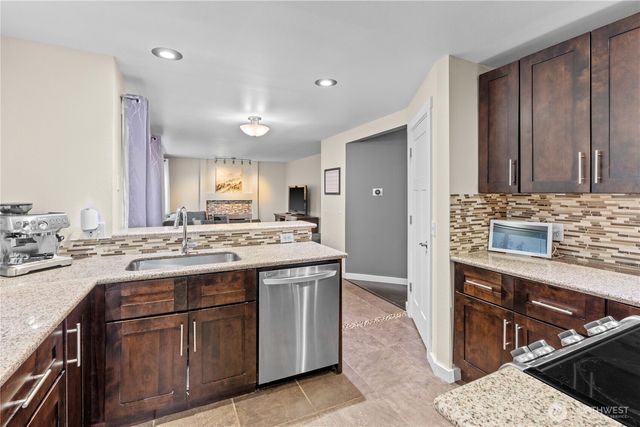 26766 231st Place SE, Maple Valley, WA 98038