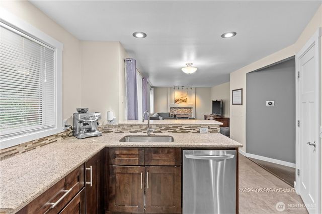 26766 231st Place SE, Maple Valley, WA 98038