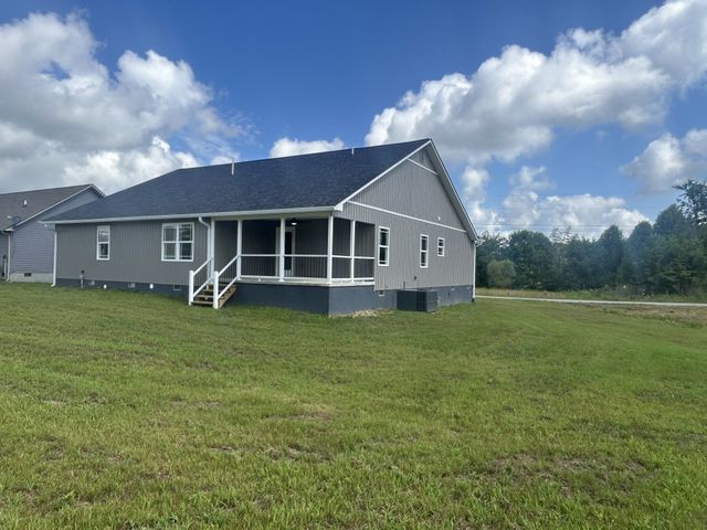 815 Colby Cir, Crossville, TN 38571