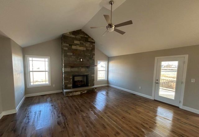 815 Colby Cir, Crossville, TN 38571
