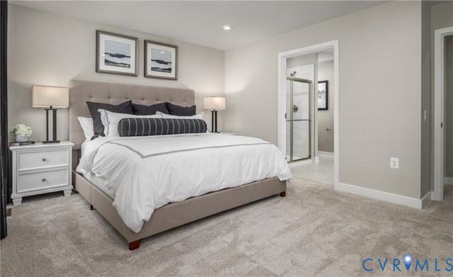 1 Nine Iron Dr, Richmond, VA 23223