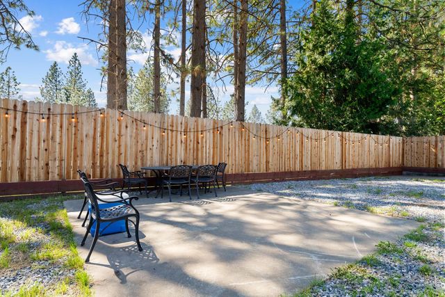 4522 Pony Express Trl, Camino, CA 95709