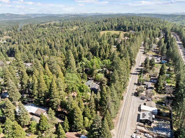 4522 Pony Express Trl, Camino, CA 95709