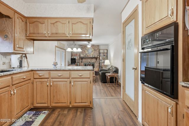 507 E 34th Street, Joplin, MO 64804