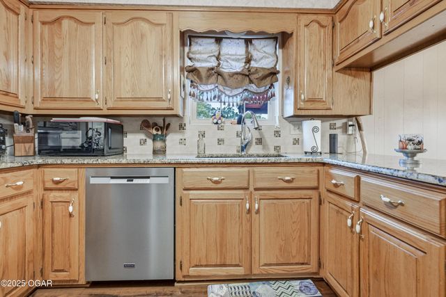 507 E 34th Street, Joplin, MO 64804