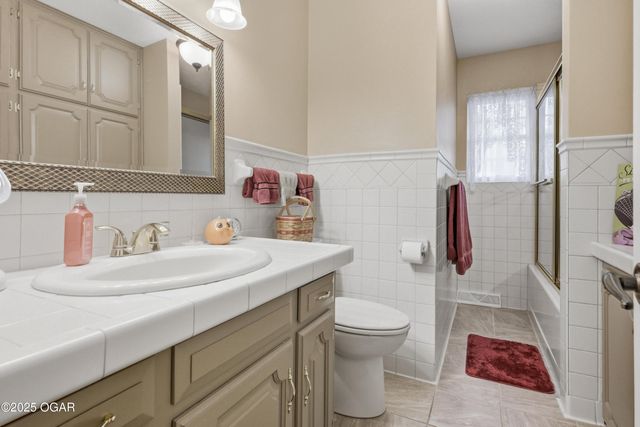 507 E 34th Street, Joplin, MO 64804