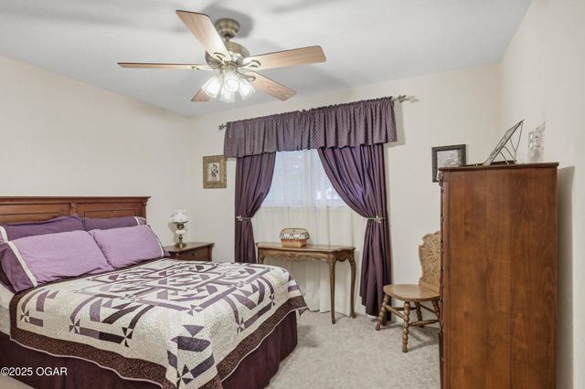 507 E 34th Street, Joplin, MO 64804