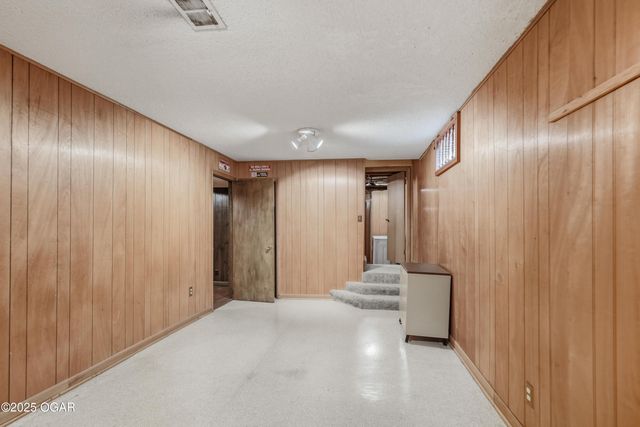 507 E 34th Street, Joplin, MO 64804