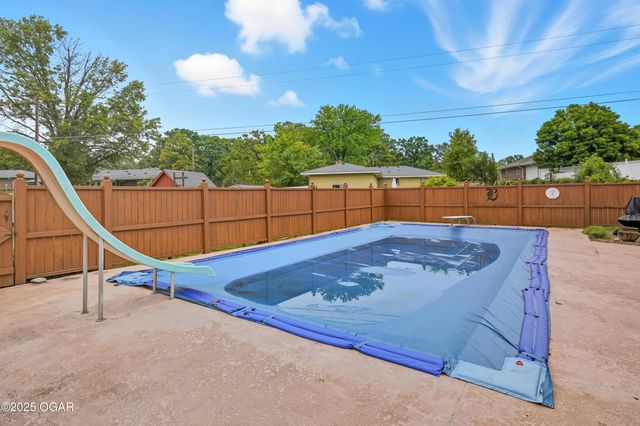 507 E 34th Street, Joplin, MO 64804