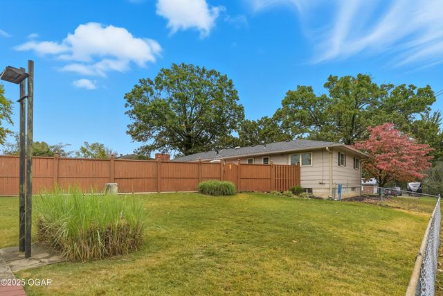 507 E 34th Street, Joplin, MO 64804