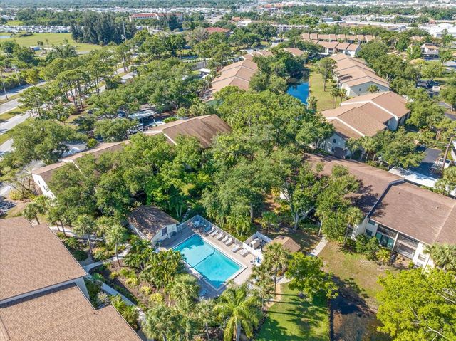 634 BIRD BAY DRIVE E 201, Venice, FL 34285