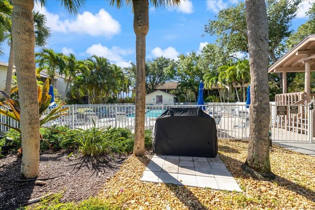 634 BIRD BAY DRIVE E 201, Venice, FL 34285