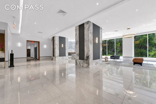150 W End Ave Apt 10P, New York City, NY 10023