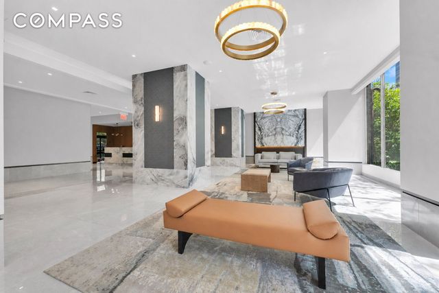 150 W End Ave Apt 10P, New York City, NY 10023