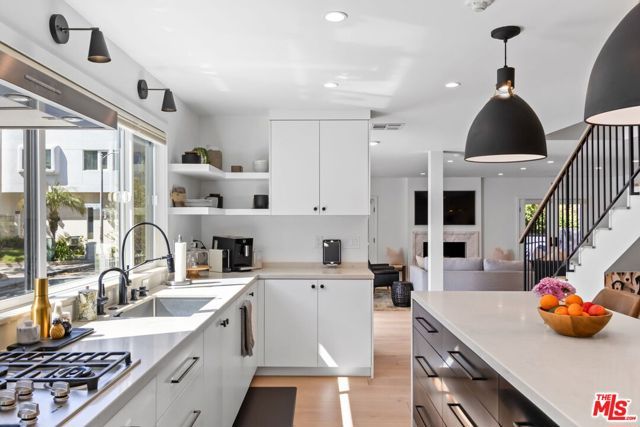 4606 Roma Court, Marina Del Rey, CA 90292