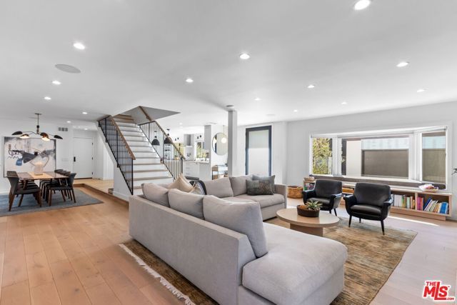 4606 Roma Court, Marina Del Rey, CA 90292