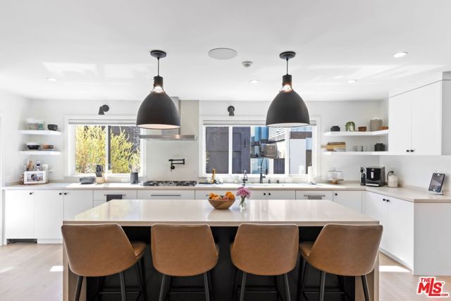 4606 Roma Court, Marina Del Rey, CA 90292