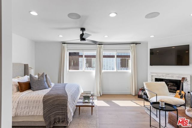 4606 Roma Court, Marina Del Rey, CA 90292