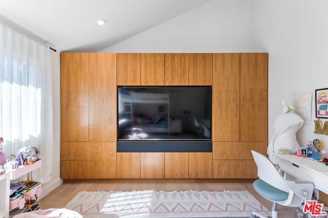 4606 Roma Court, Marina Del Rey, CA 90292
