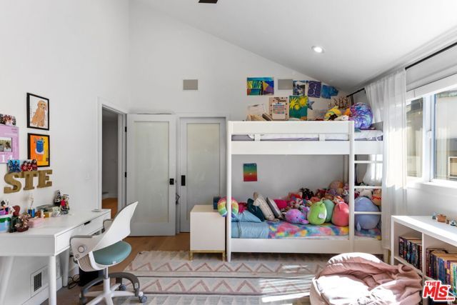 4606 Roma Court, Marina Del Rey, CA 90292