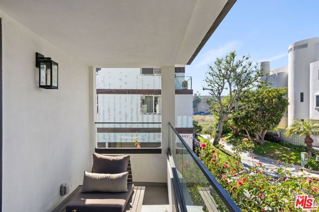 4606 Roma Court, Marina Del Rey, CA 90292