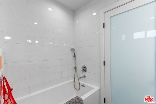 4606 Roma Court, Marina Del Rey, CA 90292