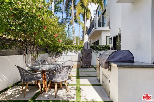 4606 Roma Court, Marina Del Rey, CA 90292