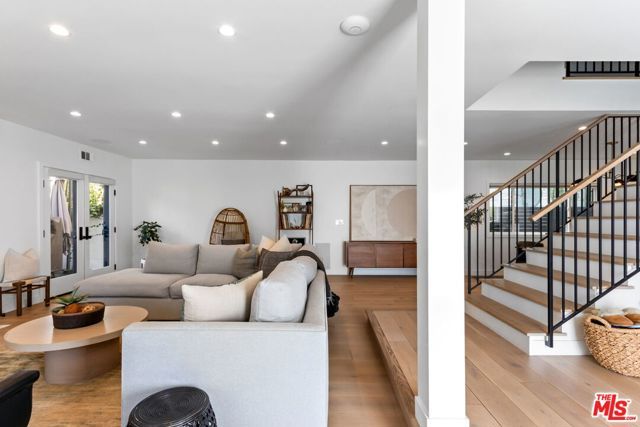 4606 Roma Court, Marina Del Rey, CA 90292