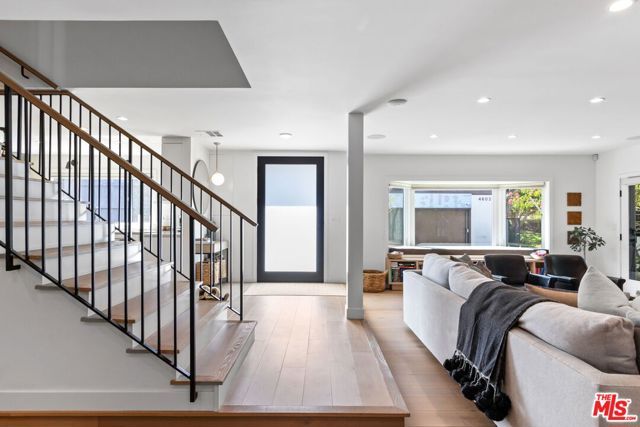 4606 Roma Court, Marina Del Rey, CA 90292