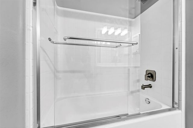 3925 Lowden Street B, Houston, TX 77051