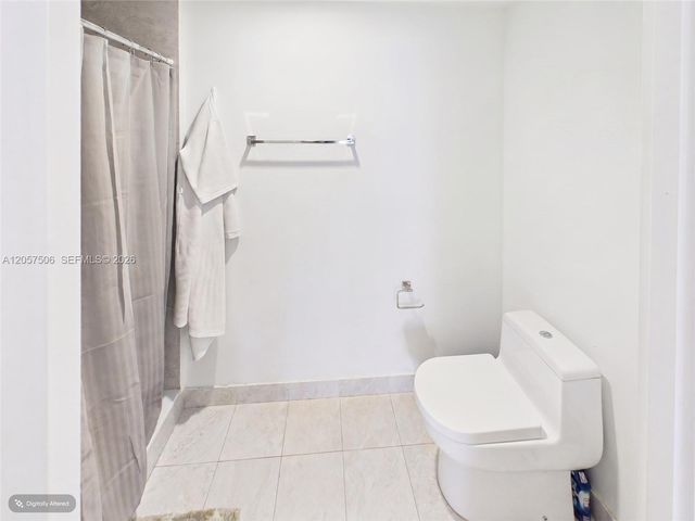 488 NE 18th St 203, Miami, FL 33132