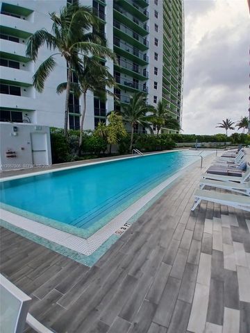 488 NE 18th St 203, Miami, FL 33132