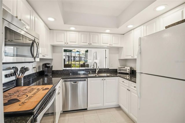 4420 W 46TH AVENUE W 104, Bradenton, FL 34210