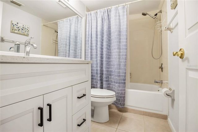 4420 W 46TH AVENUE W 104, Bradenton, FL 34210