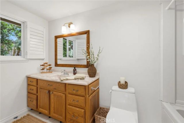1721 Bates Court, Thousand Oaks, CA 91362