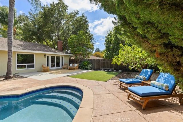 1721 Bates Court, Thousand Oaks, CA 91362