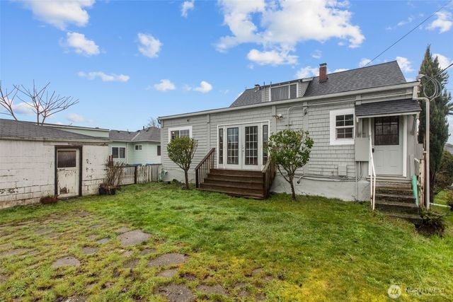 1103 Ohio Ave, Bremerton, WA 98337