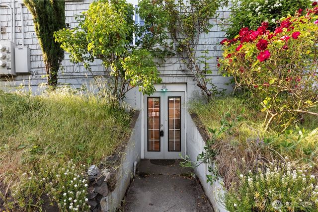 1103 Ohio Ave, Bremerton, WA 98337