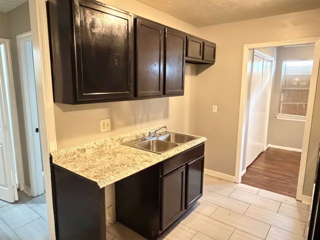 3649 SUZANNE DR, Memphis, TN 38127