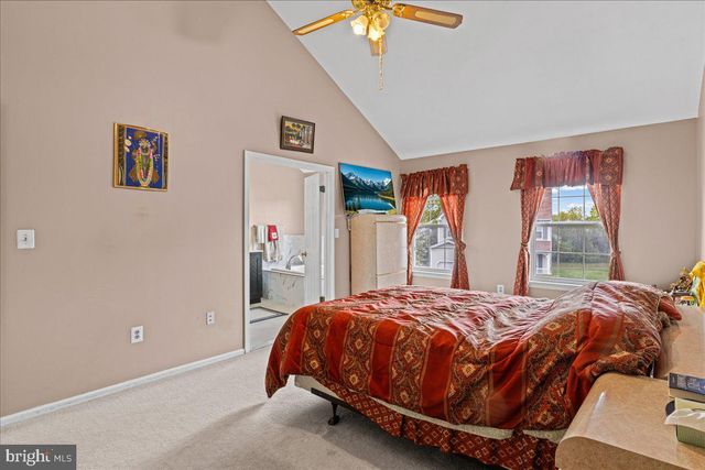 22 STANFORD DRIVE, Kendall Park, NJ 08824
