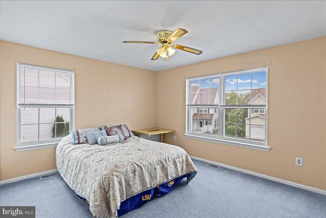 22 STANFORD DRIVE, Kendall Park, NJ 08824