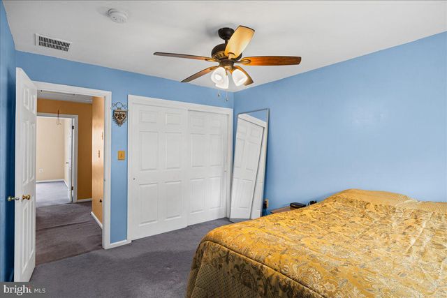 22 STANFORD DRIVE, Kendall Park, NJ 08824