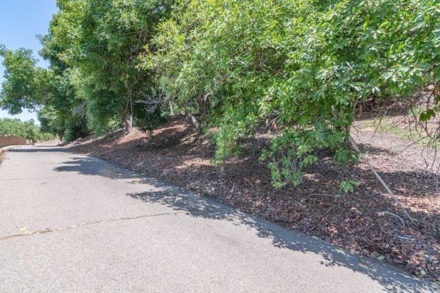 3137 E Valley Parkway, Escondido, CA 92027