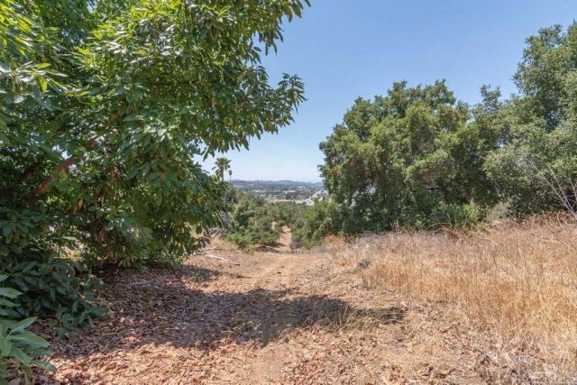 3137 E Valley Parkway, Escondido, CA 92027