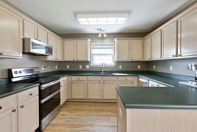 800 Thomas Bay Ct, Antioch, TN 37013