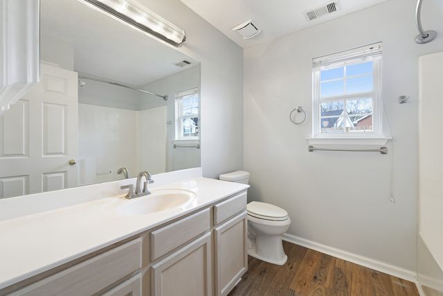 800 Thomas Bay Ct, Antioch, TN 37013